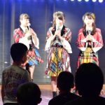 AKB48が史上初の修学旅行特別公演を開催！小学生からの質問に峯岸「夢が叶ってもずっと頑張り続けることが大切」