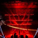 【ライブレポート】フレデリックがアミューズフェスでMCなしのノンストップライブで音楽の雨を降らせる！新曲『飄々とエモーション』を披露！