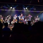 AKB48が史上初の修学旅行特別公演を開催！小学生からの質問に峯岸「夢が叶ってもずっと頑張り続けることが大切」