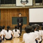 EXILE TETSUYAが長野県内の中学校へダンス授業を初視察！自身の修士論文をもとに「これを機に必ず形にしていきたい」