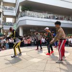 DA PUMP、話題のダサかっこいい!?新曲「U.S.A.」デジタルチャート席巻！楽しくて仕方がないと話題のリリースイベントで“たまプラーザ テラス”をライブ会場の盛り上がりに！