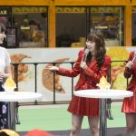 SKE48・高柳明音、食レポ中に即興ライブ開催！？「TBS夏サカス2018」オープニングイベントに登場！！