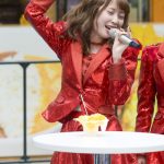 SKE48・高柳明音、食レポ中に即興ライブ開催！？「TBS夏サカス2018」オープニングイベントに登場！！