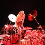 フジロックのDJ SkrillexステージにYOSHIKIが「Endless Rain」でサプライズ登場！EDMサウンドにクラシックとロックという奇跡のコラボレーション！！