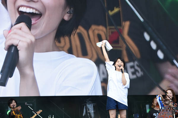 【ライブレポート】miwaが9年目のROCK IN JAPAN参戦！ 7月発売ベストアルバムの曲を中心に、GRASS STAGEへ爽やかな風を巻き起こす！