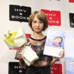 SCANDAL HARUNA がファースト写真集「SOMEWHERE」で初水着を披露!「今後の目標は結婚や出産をしても音楽活動を継続すること」