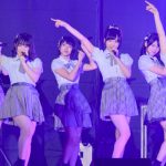 【ライブレポート】AKB48 Team8が「＠JAM EXPO 2018」に出演！48グループのトップバッターで『蜂の巣ダンス』『思春期のアドレナリン』を爽快パフォーマンス！！