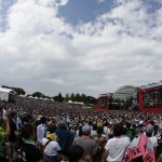 打首獄門同好会が「ROCK IN JAPAN FESTIVAL 2018」3日目のLAKE STAGEに堂々の登場！魚！肉！米！そして歯？歯科医師ラッパーまでゲスト参戦し、食べ物の曲でアゲまくる。