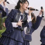 BNK48が海外アイドル初のTIFに参戦!熱気の野外ステージで『RIVER』を力強く披露!