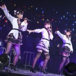 AKB48・小嶋真子、加藤玲奈、谷口めぐが『抱きしめられたら』をセクシー披露！＜AKB48グループ感謝祭＞