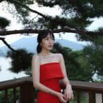 映画『私の人生なのに』第14回堤川(チェチョン)国際音楽映画祭 セクシーな赤の肩出しドレスでレッドカーペットに登場!