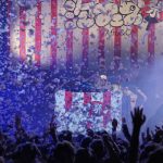 泡まみれの盆踊乱舞！DJ KOOが泡フェス祭参戦！