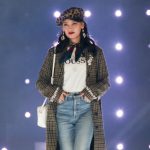 大政絢が「TGC2018 A/W」のランウェイに登場！ボーイフレンドフレンドデニムと、マットなスモーキーなレッドリップでセクシーさアピール！！＜東京ガールズコレクション 2018 AUTUMN/WINTER＞