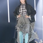 中条あやみ、ランウェイの一歩目を踏み出しTGCに勢いをつける！＜東京ガールズコレクション2018 A/W＞