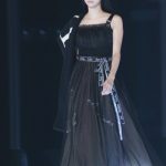 新川優愛、色気たっぷりオールブラックコーデをお披露目！たクールな表情でオーディエンスを魅了！＜東京ガールズコレクション2018 A/W＞