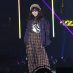 鈴木愛理が「TGC2018 A/W」のステージに登場！秋冬の暖かみのあるコーディネートでランウェイをスタイリッシュに闊歩！＜東京ガールズコレクション 2018 AUTUMN/WINTER＞