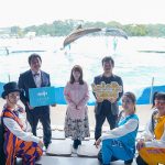 川栄李奈が京都水族館「La・La・Fin CIRCUS」第２章お披露目会に登壇しイルカショーに大感激！