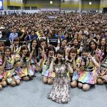 指原莉乃がBNK48劇場、2Shot写メ会にサプライズ登場!
