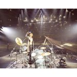 X JAPAN YOSHIKIが伝説の「無観客ライブ」を振り返る。「透明人間になって応援してくれたファンに感謝！涙」。11月にアーカイブ配信も決定！