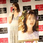 マギーが10周年を迎え写真集発売！「セクシーなカットもあるけど、ファッションの要素もあるので女性にも見てほしいです」＜写真集カットあり＞