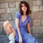 マギーが10周年を迎え写真集発売!「セクシーなカットもあるけど、ファッションの要素もあるので女性にも見てほしいです」<写真集カットあり>