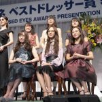 モーニング娘。'18のメガネ選抜メンバーが第31回 日本 メガネ ベスト ドレッサー賞 特別賞の表彰式に登場！「ハート型や星形のサングラスかけているメンバーにも是非注目して欲しい」