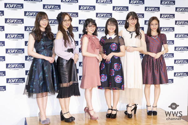 モーニング娘。'18のメガネ選抜メンバーが第31回 日本 メガネ ベスト ドレッサー賞 特別賞の表彰式に登場！「ハート型や星形のサングラスかけているメンバーにも是非注目して欲しい」