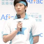 田中圭、橋本環奈の「あーん」にタジタジ!?CM衣装でアフラック新保険プラン発表会に登場