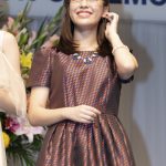 モーニング娘。'18のメガネ選抜メンバーが第31回 日本 メガネ ベスト ドレッサー賞 特別賞の表彰式に登場！「ハート型や星形のサングラスかけているメンバーにも是非注目して欲しい」