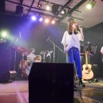 【ライブレポート】内田珠鈴、井上苑子と選んだギターで『花火』弾き語り！12月には4thワンマンも決定！！