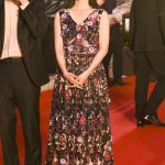 女優・深川麻衣が東京国際映画祭のレッドカーペットに登場！「緊張しながらも楽しく歩かせて頂きました」！