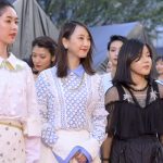 女優・松井玲奈が東京国際映画祭のレッドカーペットに登場！