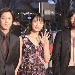 女優・深川麻衣が東京国際映画祭のレッドカーペットに登場！「緊張しながらも楽しく歩かせて頂きました」！