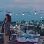 川口春奈、雪が舞う中冬を楽しむ『ライトオン40周年　冬の光篇』 店頭・webで先行公開！