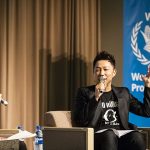 EXILE ÜSA、国連WFP視察報告会で“おいしい”ダンス披露！「ダンスは世界共通言語」
