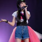 山崎エリイ、ソロデビュー2周年を祝うイベントレポート公開！11月20日の誕生日にはサンシャイン噴水広場でフリーライブも