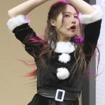 Dreamcatcher（ドリームキャッチャー）がサンタコスでフリーライブを開催！日本デビューシングルを披露！