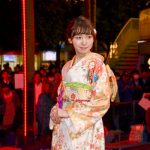 女優・飯豊まりえ、思い出の場所でイルミネーション点灯式に参加！「エモーショナルな気持ちです」！