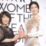 森星がレッドカーペットを豪華なドレスコーデで美脚ランウェイ！＜VOGUE JAPAN WOMEN OF THE YEAR 2018＞