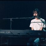 藤原さくら、2部作のEP「green」と「red」をたずさえた 「Sakura Fujiwara tour 2018 yellow」が故郷・福岡でファイナル！