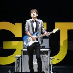 Ｊリーグ公式テーマソングを作曲したギタリスト春畑道哉、25回目のＪリーグアウォーズで「J'S THEME（Ｊのテーマ）」熱演！