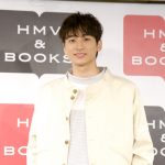 小関裕太が「ゆるえろい」カレンダーについて「キメ顔なしの色気」と無邪気な笑顔！