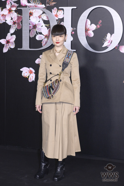秋元梢、水原希子がDIOR（ディオール）メンズショーに登場！＜ディオール メンズプレフォールショー＞
