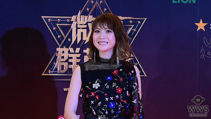 【動画】May'nが花柄をあしらった黒いワンピースで登場！＜WEIBO Account Festival in Japan 2018＞