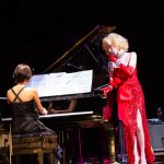 サラ・オレインが800名の観客に一足早いクリスマスプレゼント！クリスマスの名曲や本日最終回を迎える大河ドラマの劇中歌『我が故郷』など全15曲を披露 ！！