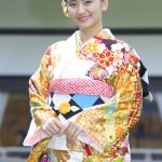 岡田結実が「オスカー晴れ着撮影会」に登場！「いろんなことがあったけど、楽しく1年を終われた」