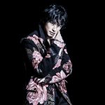 DEAN FUJIOKA、ニューアルバム収録「History Maker」MVは、全編地下鉄車内で撮影！指揮者パフォーマンスから宇宙空間へ！