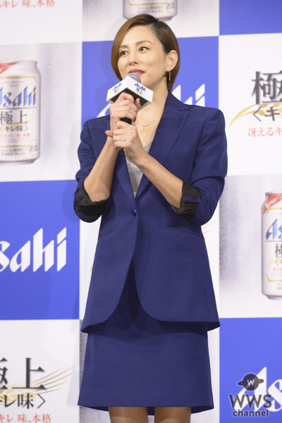 米倉涼子がアサヒビール新CM発表会に登場！女優生活20周年を祝い乾杯！！