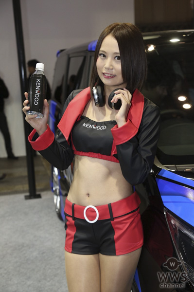 星野もえらコンパニオン達がKENWOODブースに登場！艶やかなセクシー衣装で「東京オートサロン2019」を彩る！