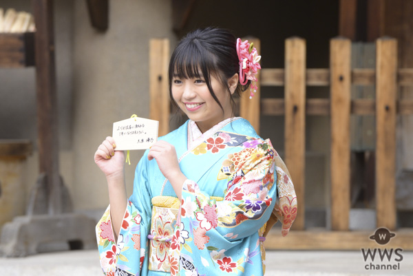 女優・川栄李奈、飯豊まりえらが鮮やかな晴れ着姿で撮影会に登場！